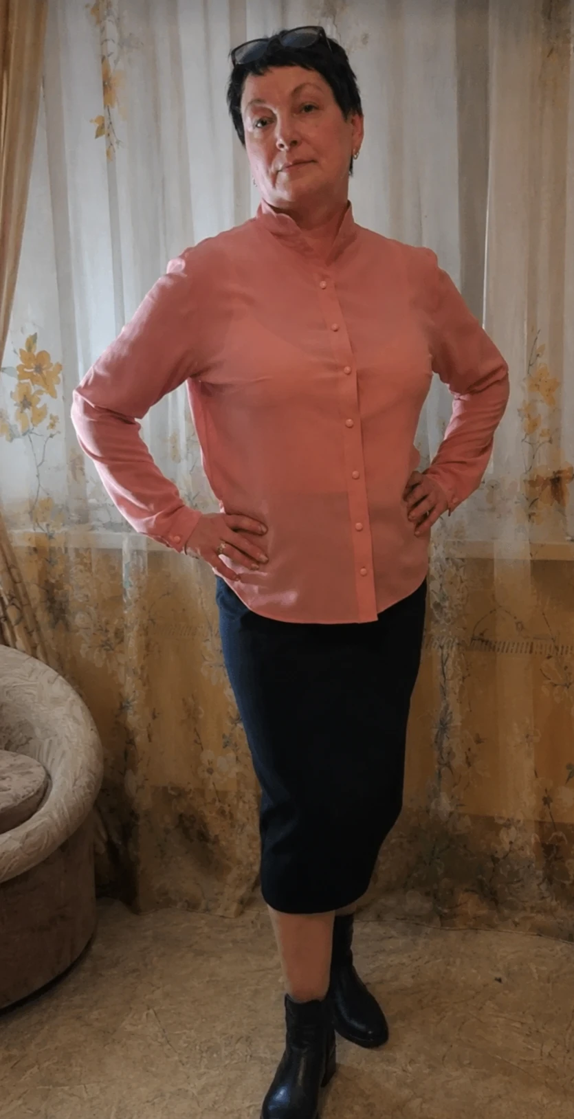 Коралловая блузка